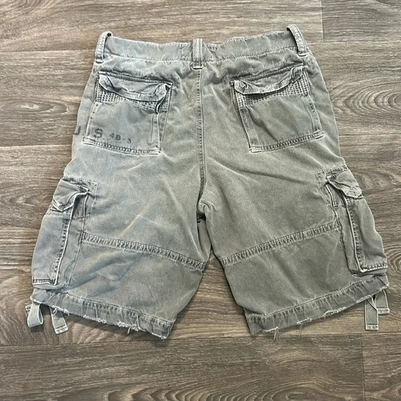 American Eagle Cargo Shorts Classic Utility Short Gray Green Y2K 90s Size 33 - Picture 7 of 10
